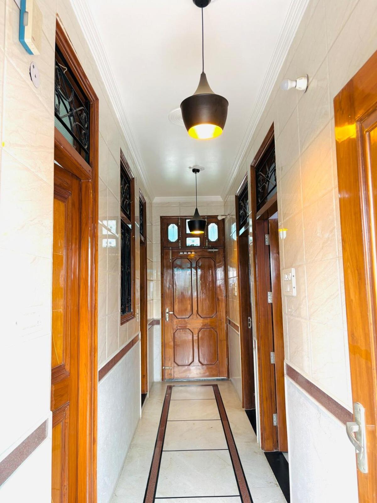 The Royal Retreat 2025 Apartment *